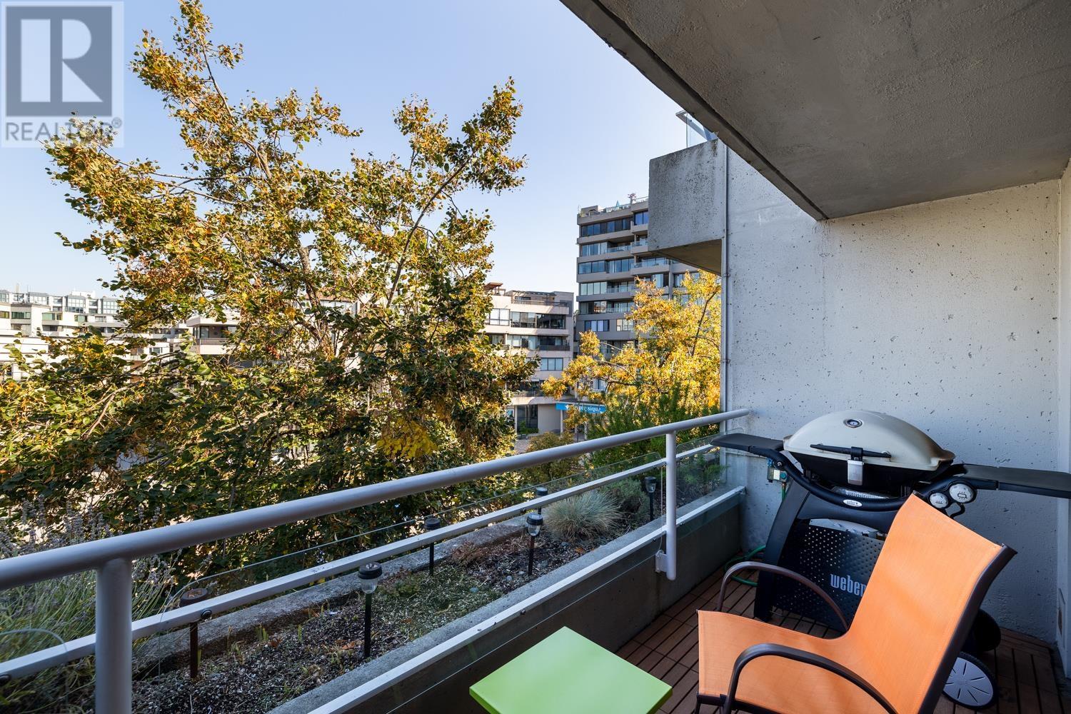 312 674 Leg In Boot Square, Vancouver, British Columbia  V5Z 4B4 - Photo 29 - R2818945