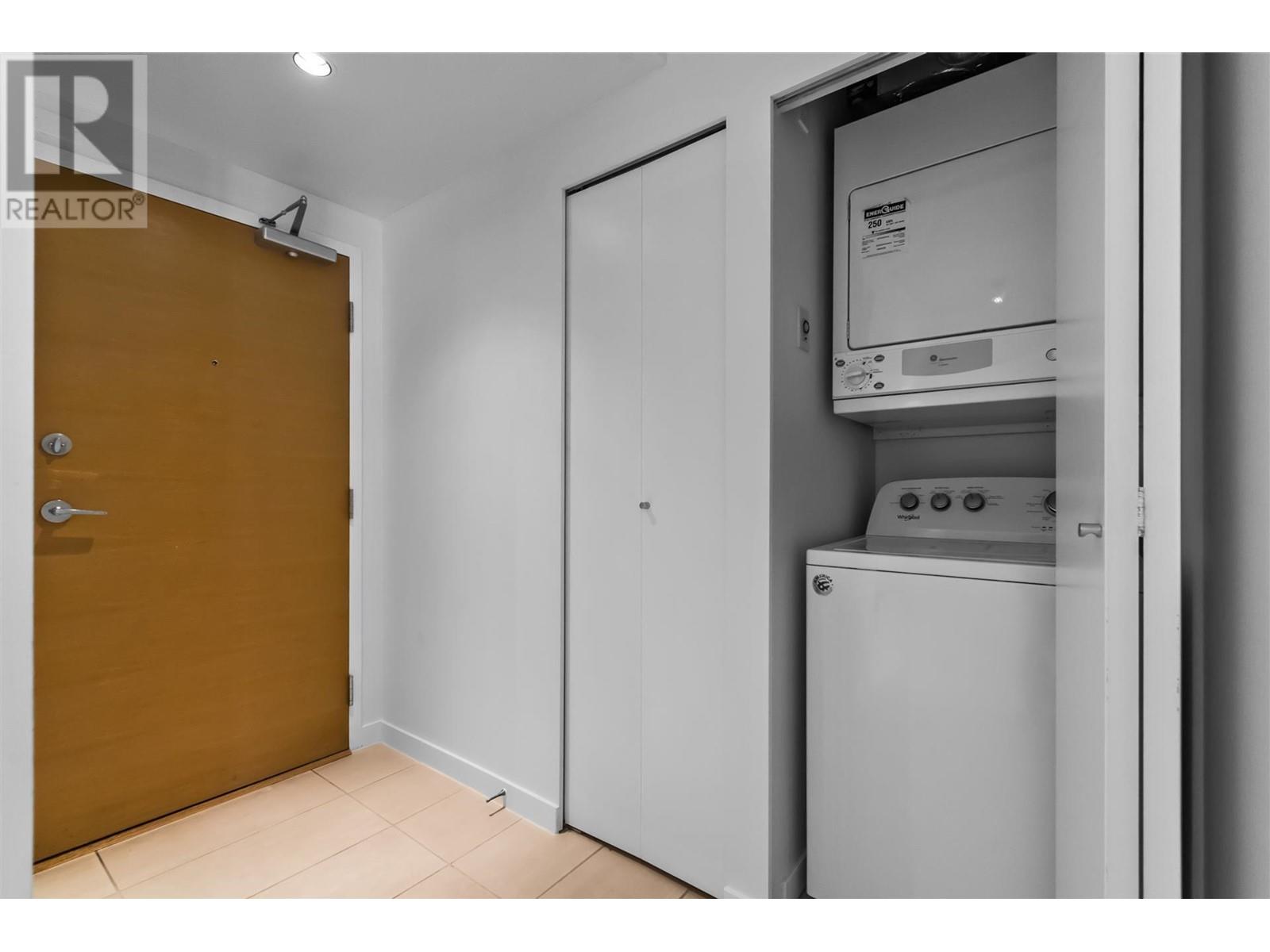 3001 977 Mainland Street, Vancouver, British Columbia  V6B 1T2 - Photo 3 - R2818947