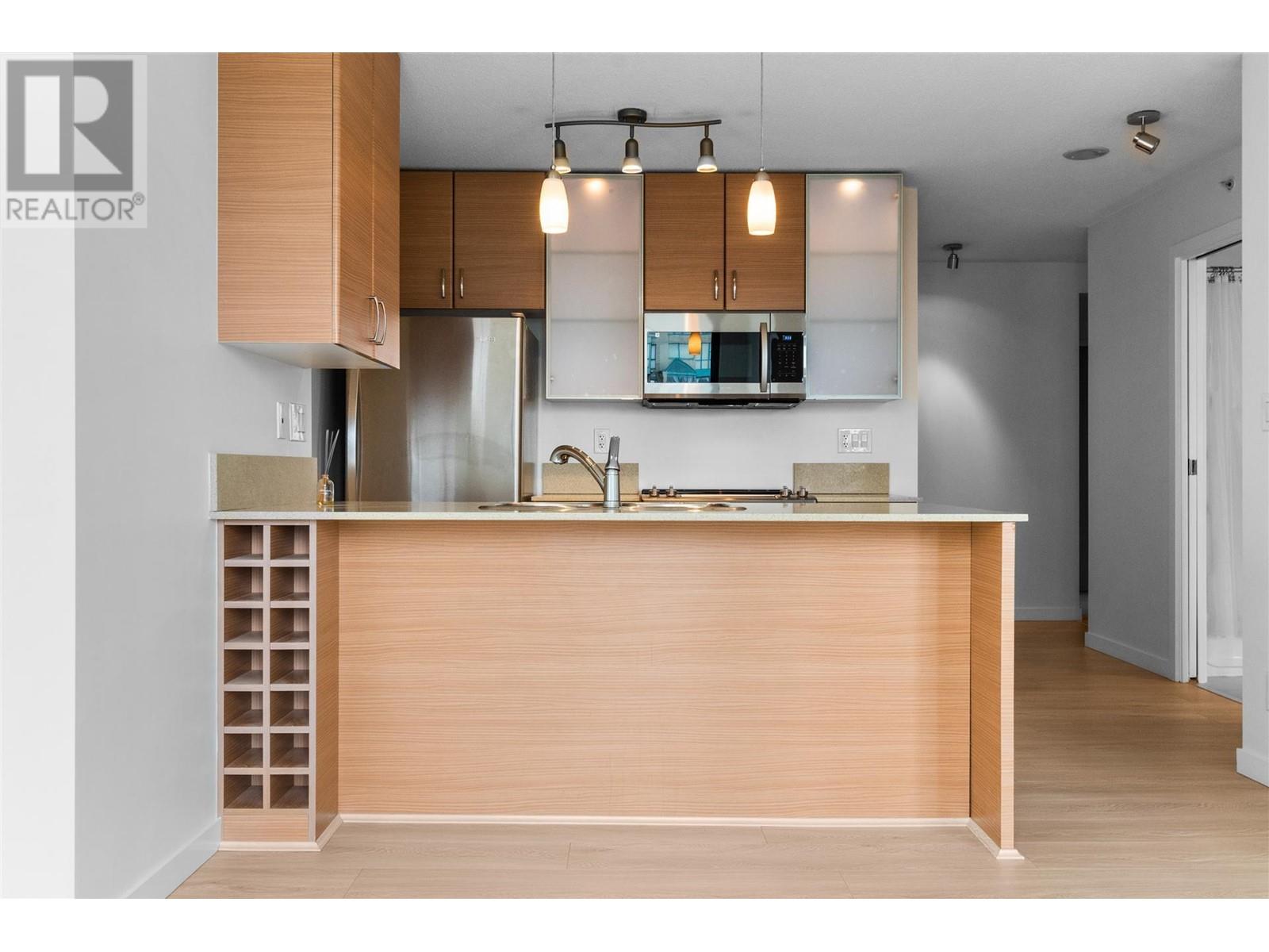 3001 977 Mainland Street, Vancouver, British Columbia  V6B 1T2 - Photo 5 - R2818947