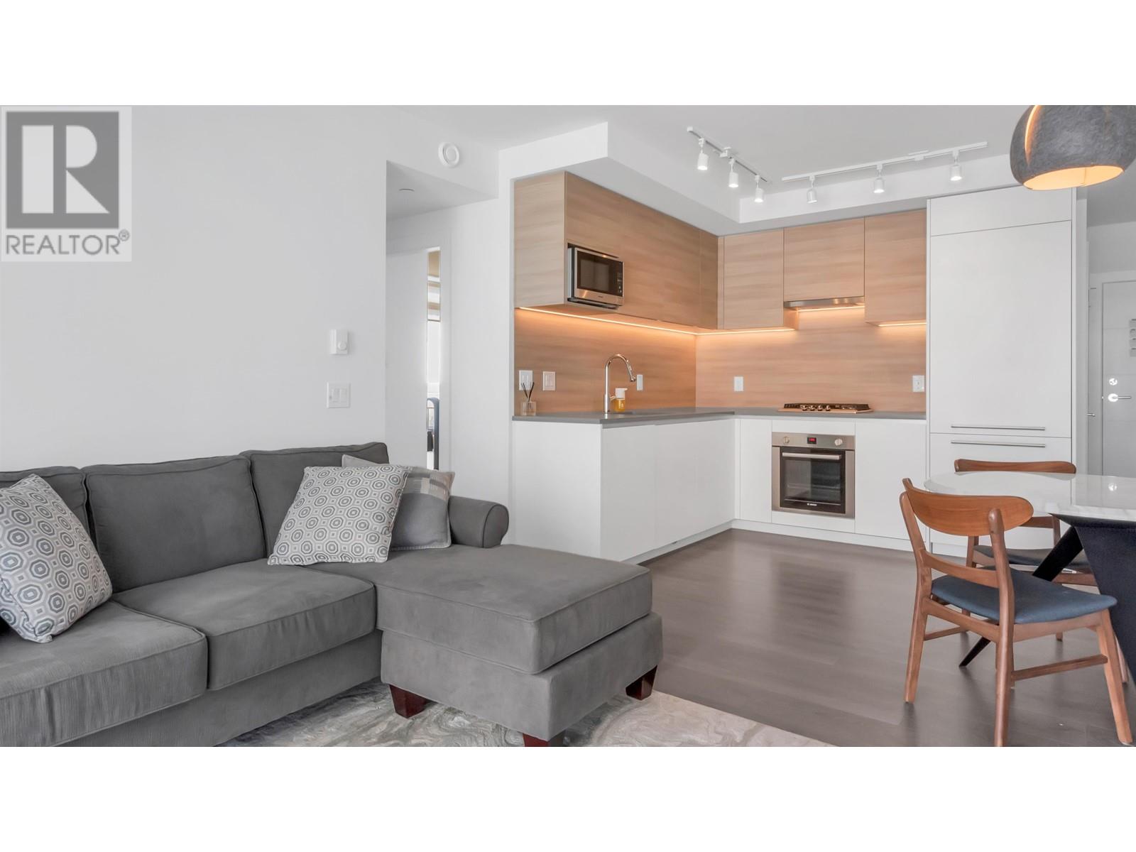 1102 652 Whiting Way, Coquitlam, British Columbia  V3J 0K3 - Photo 3 - R2818995