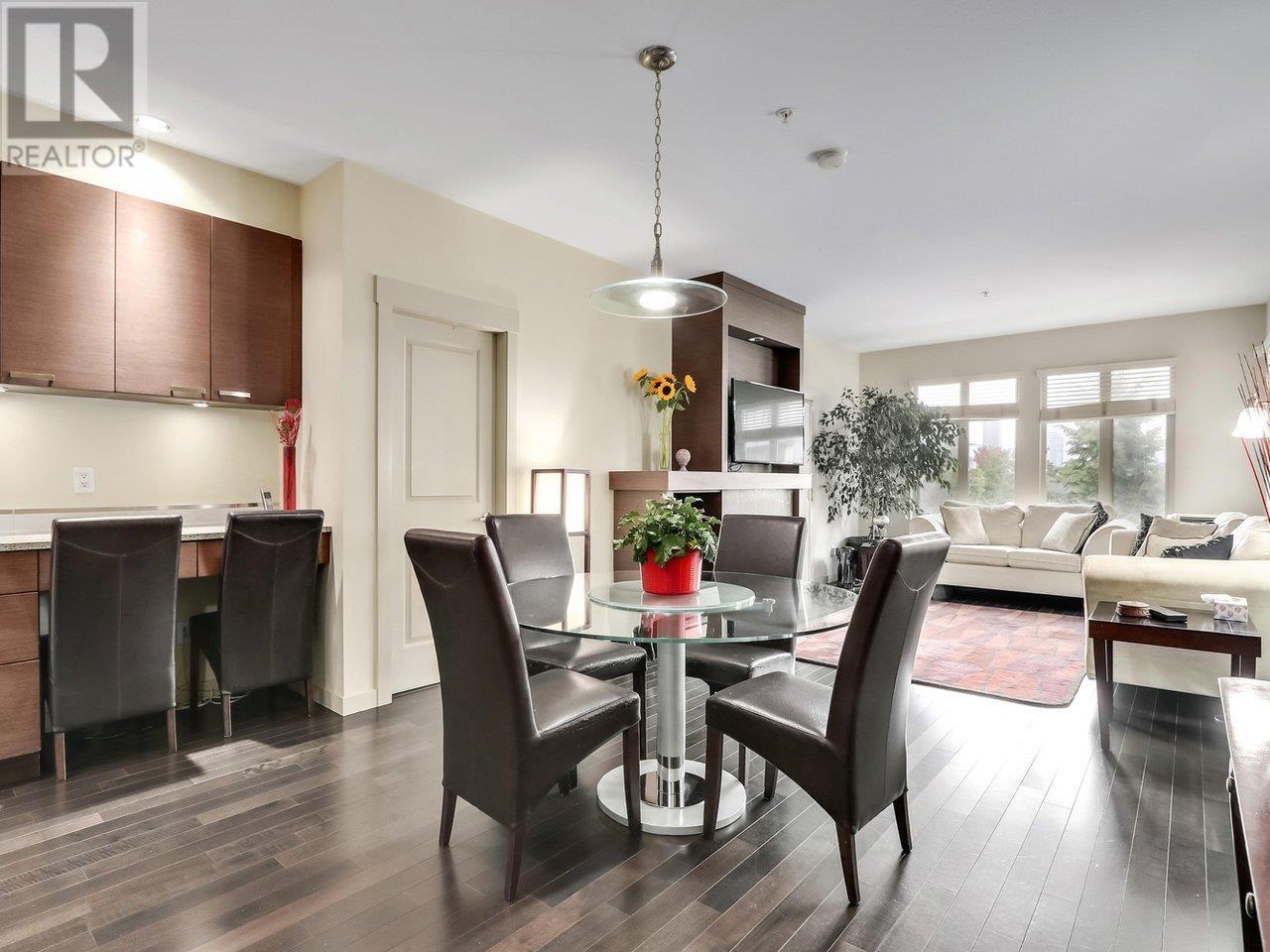 314 4365 Hastings Street, Burnaby, British Columbia  V5C 0B7 - Photo 3 - R2819002