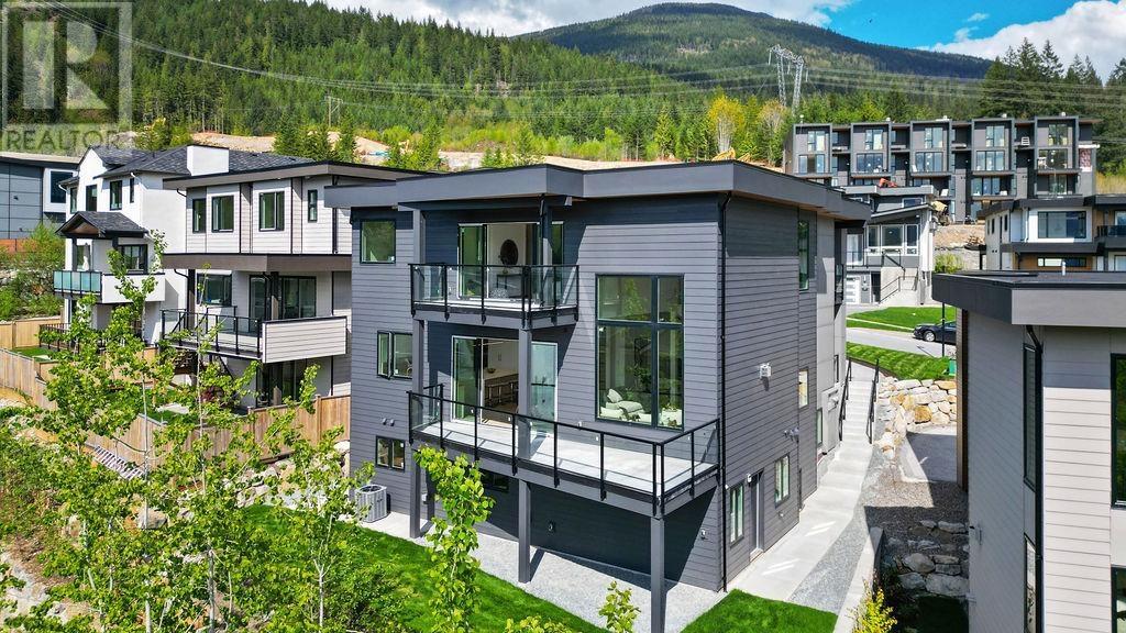 7 3385 Mamquam Road, Squamish, British Columbia  V8B 0E3 - Photo 37 - R2818926