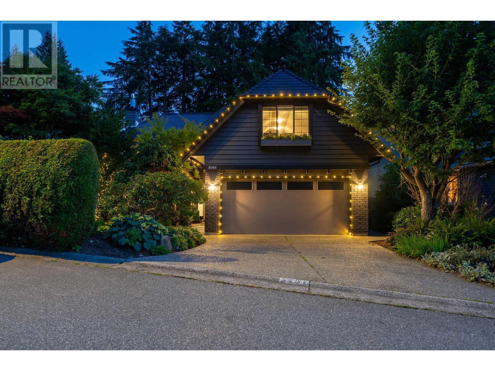 5791 GROUSEWOODS CRESCENT, north vancouver, British Columbia