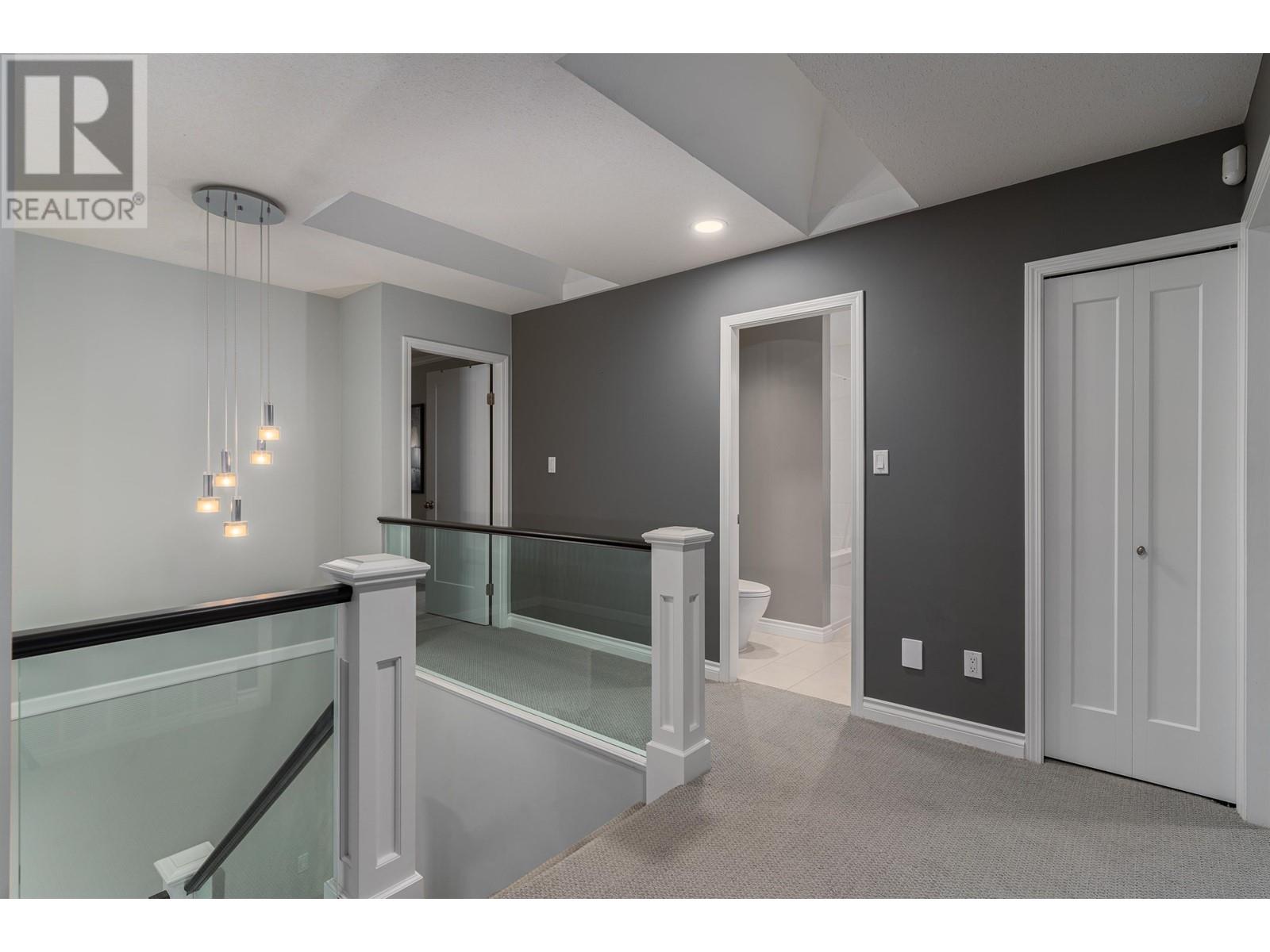 5791 Grousewoods Crescent, North Vancouver, British Columbia  V7R 4V9 - Photo 18 - R2819015