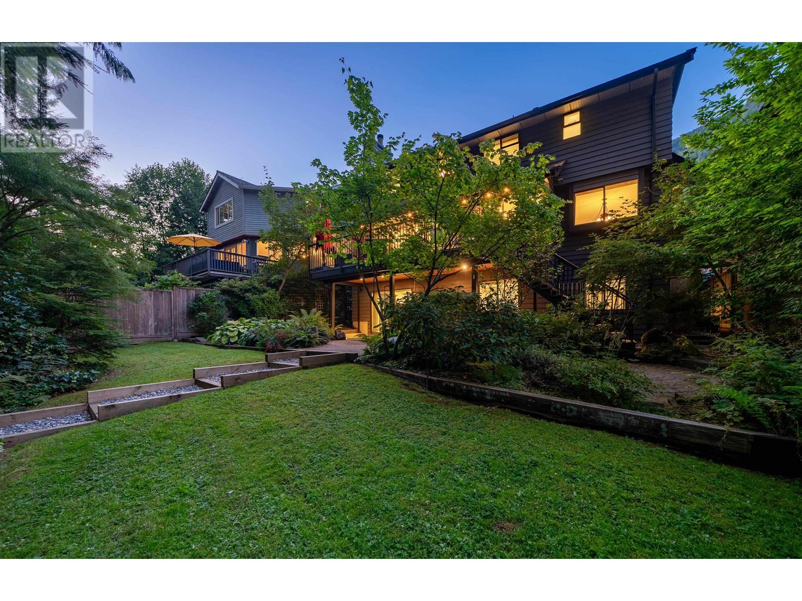 5791 Grousewoods Crescent, North Vancouver, British Columbia  V7R 4V9 - Photo 35 - R2819015