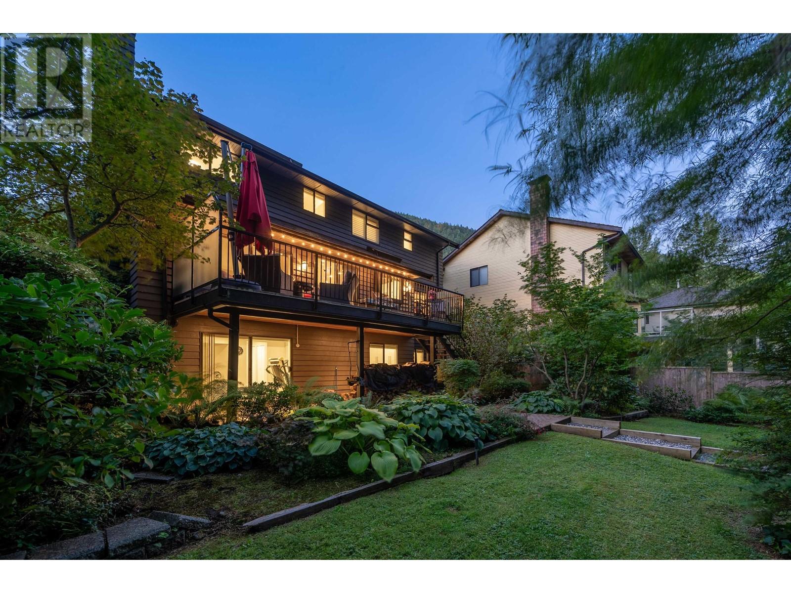 5791 Grousewoods Crescent, North Vancouver, British Columbia  V7R 4V9 - Photo 37 - R2819015