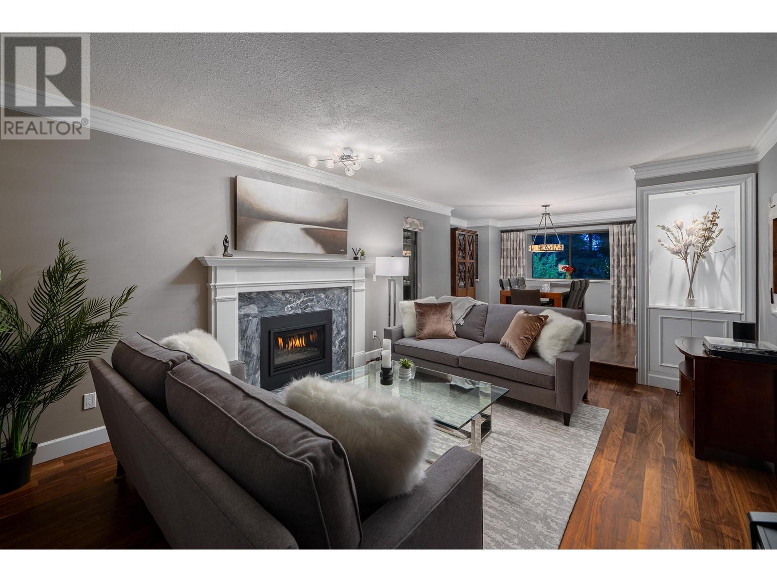5791 Grousewoods Crescent, North Vancouver, British Columbia  V7R 4V9 - Photo 4 - R2819015