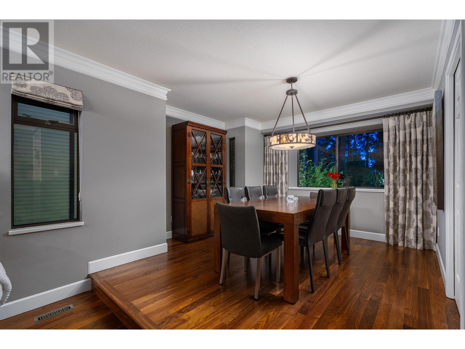 5791 Grousewoods Crescent, North Vancouver, British Columbia  V7R 4V9 - Photo 7 - R2819015