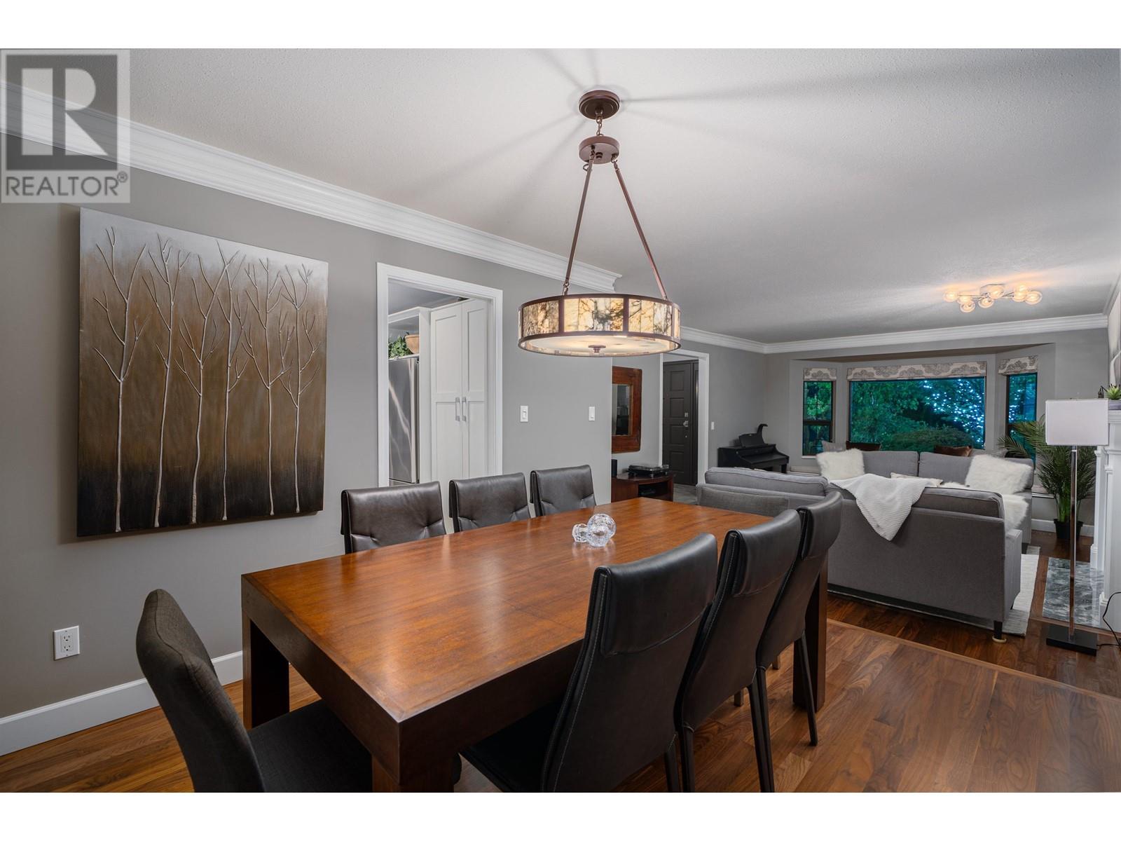 5791 Grousewoods Crescent, North Vancouver, British Columbia  V7R 4V9 - Photo 8 - R2819015