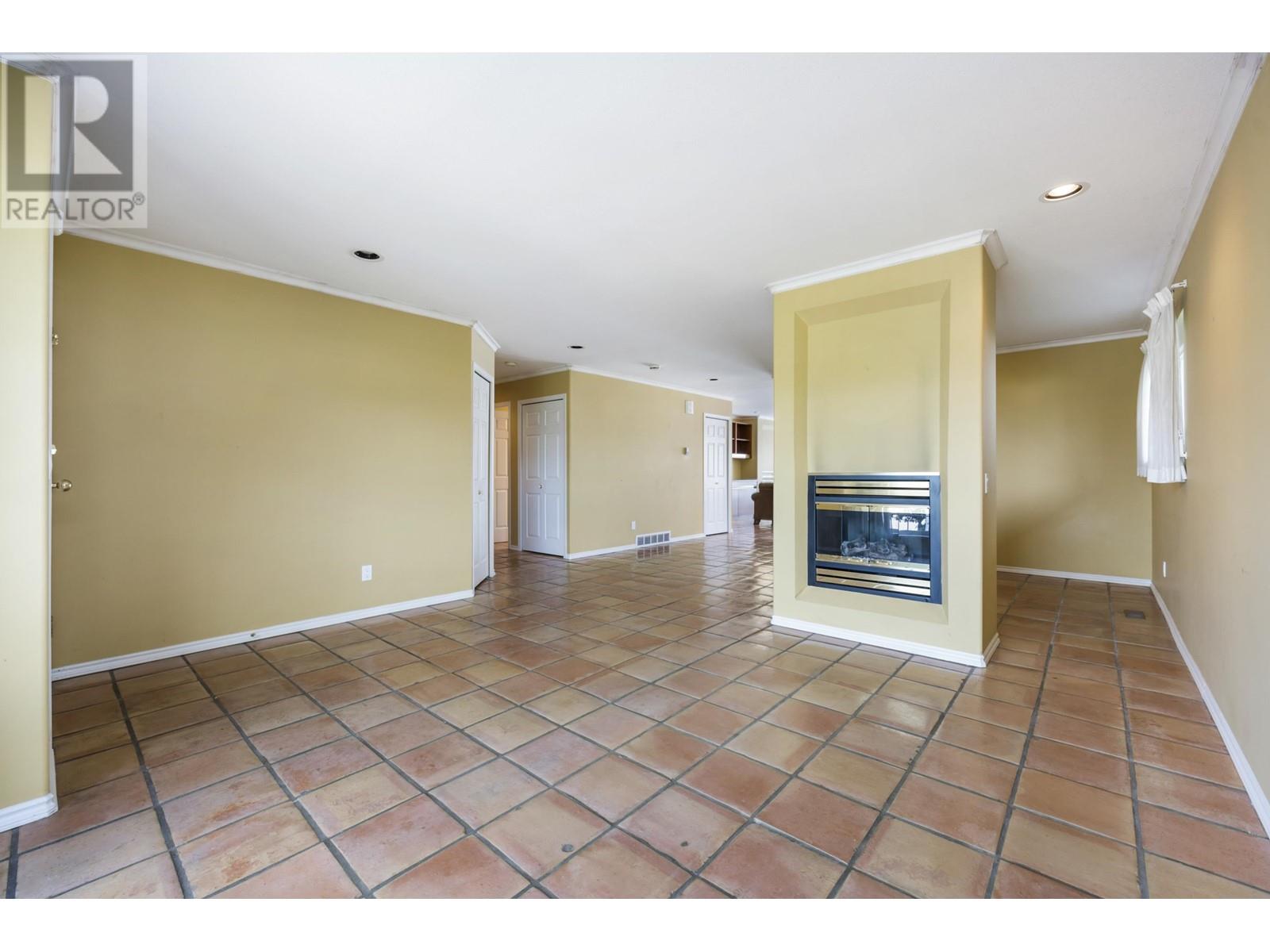 20250 Wharf Street, Maple Ridge, British Columbia  V2X 1A3 - Photo 17 - R2808762