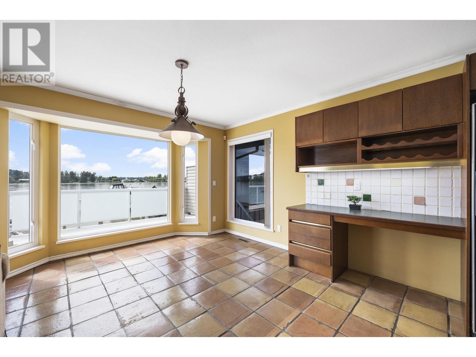 20250 Wharf Street, Maple Ridge, British Columbia  V2X 1A3 - Photo 13 - R2808762