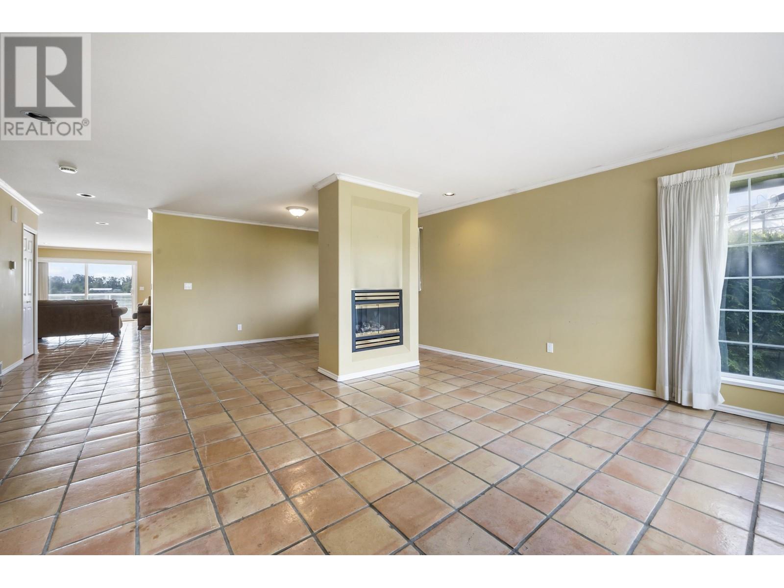 20250 Wharf Street, Maple Ridge, British Columbia  V2X 1A3 - Photo 15 - R2808762