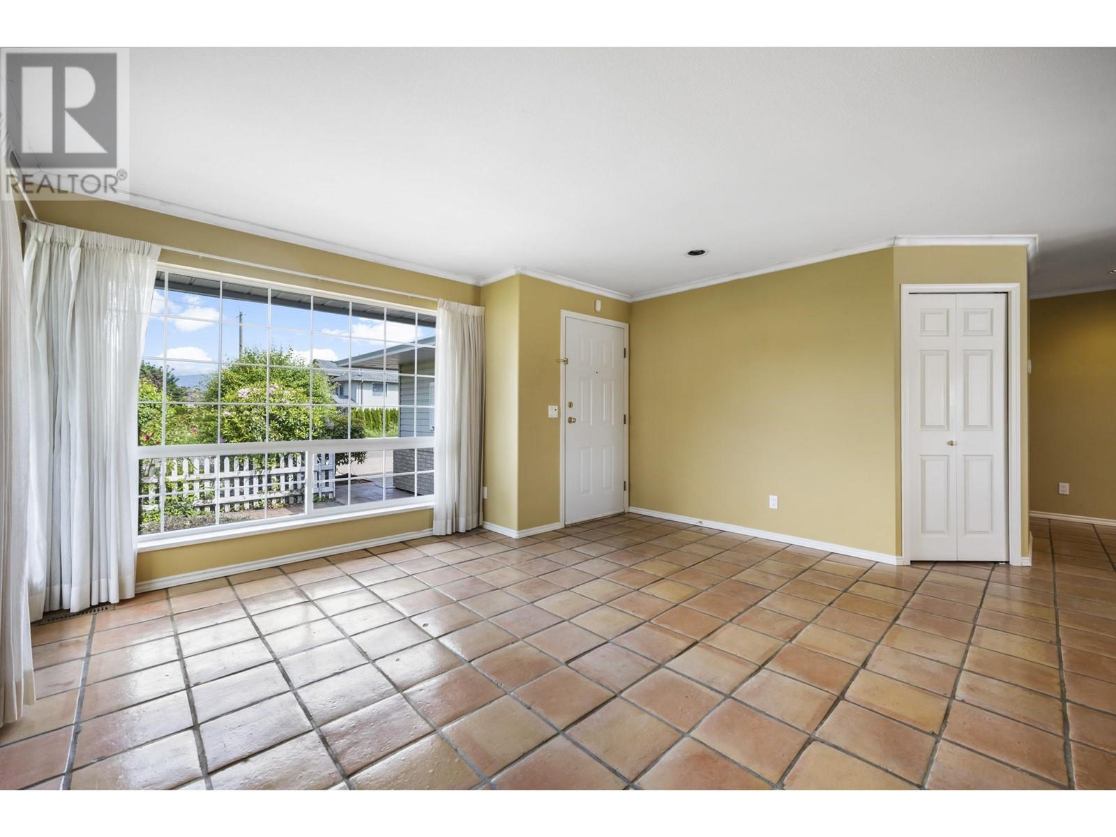 20250 Wharf Street, Maple Ridge, British Columbia  V2X 1A3 - Photo 18 - R2808762