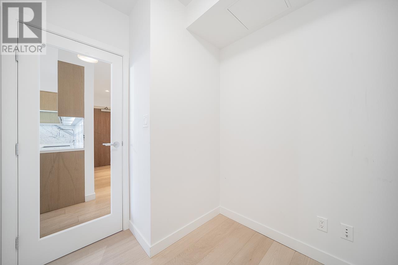 701 6588 Nelson Avenue, Burnaby, British Columbia  V5H 0E8 - Photo 13 - R2818772