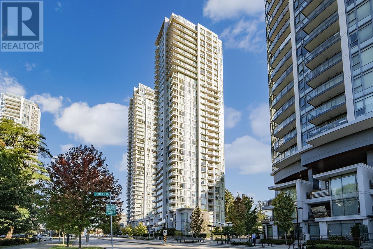 701 6588 NELSON AVENUE, burnaby, British Columbia