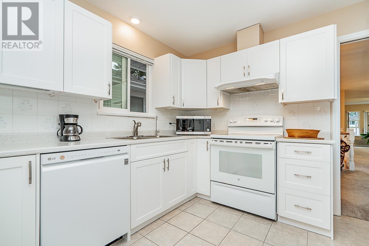 3268 Vincent Street, Port Coquitlam, British Columbia  V3B 3T4 - Photo 17 - R2815059