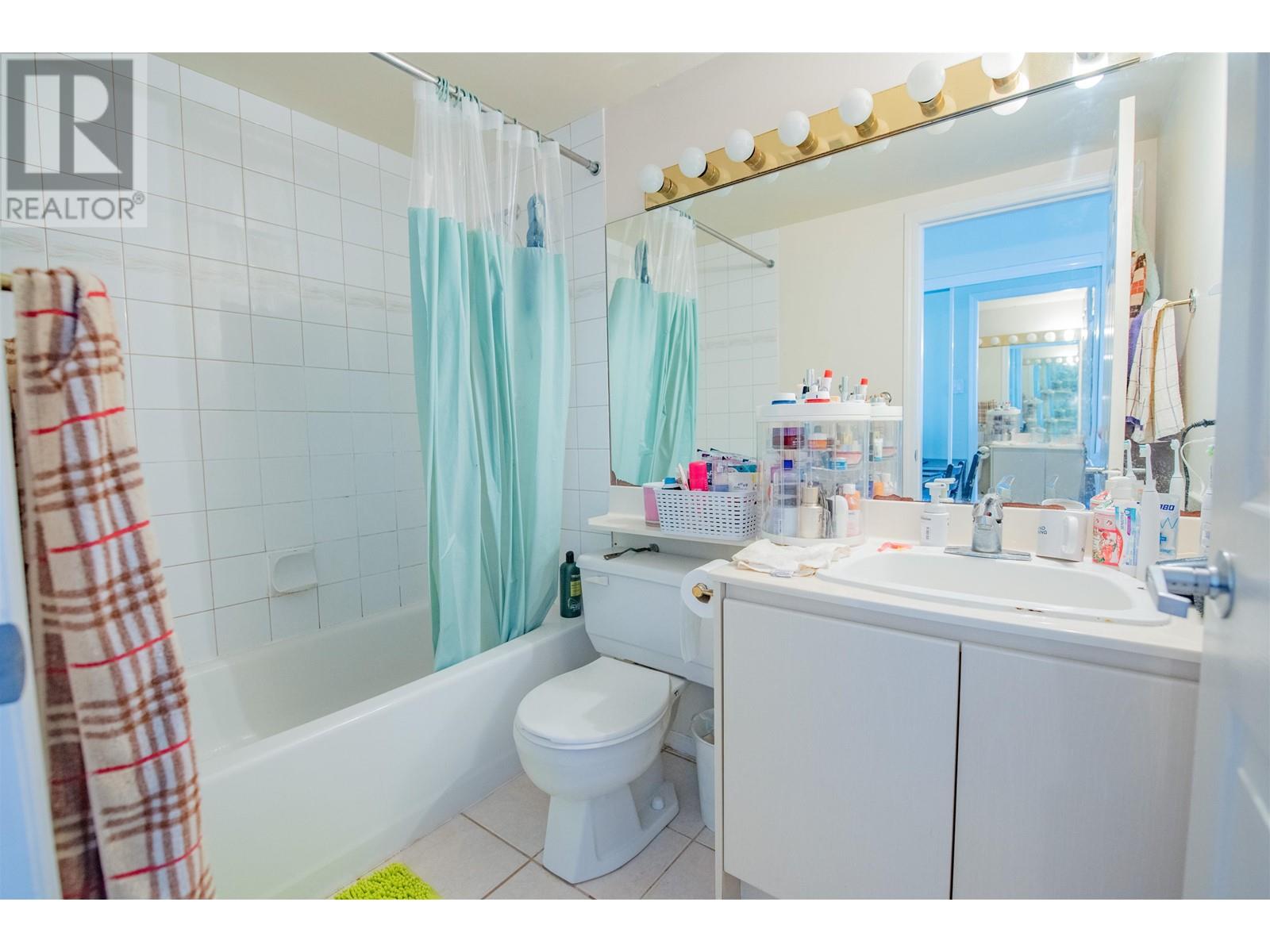 405 8246 Lansdowne Road, Richmond, British Columbia  V6X 3Y4 - Photo 11 - R2819036