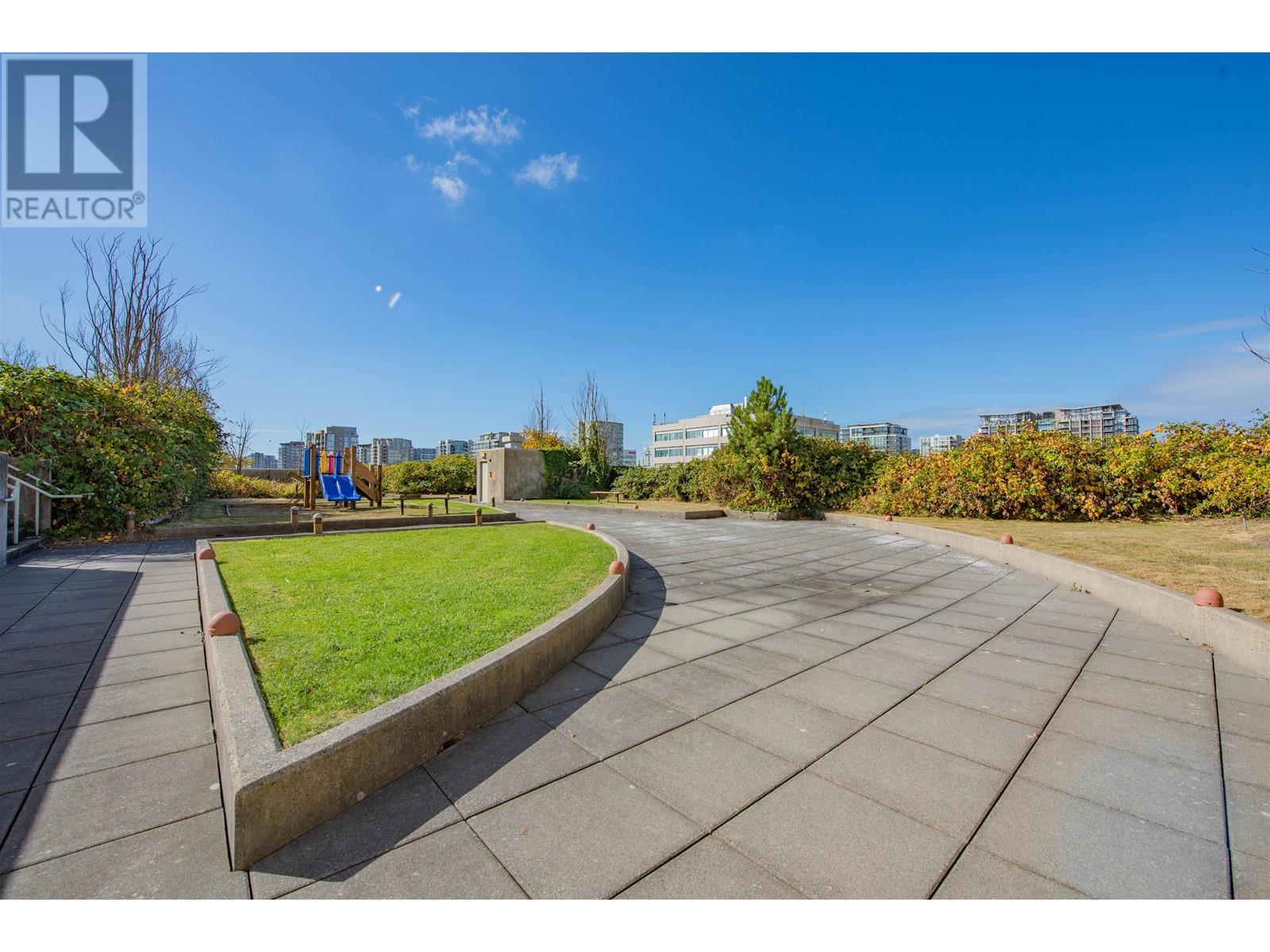 405 8246 Lansdowne Road, Richmond, British Columbia  V6X 3Y4 - Photo 23 - R2819036