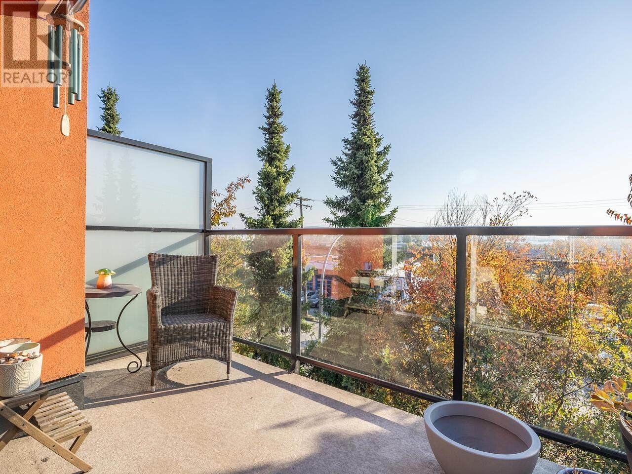 110 303 Cumberland Street, New Westminster, British Columbia  V3L 3G2 - Photo 12 - R2819047