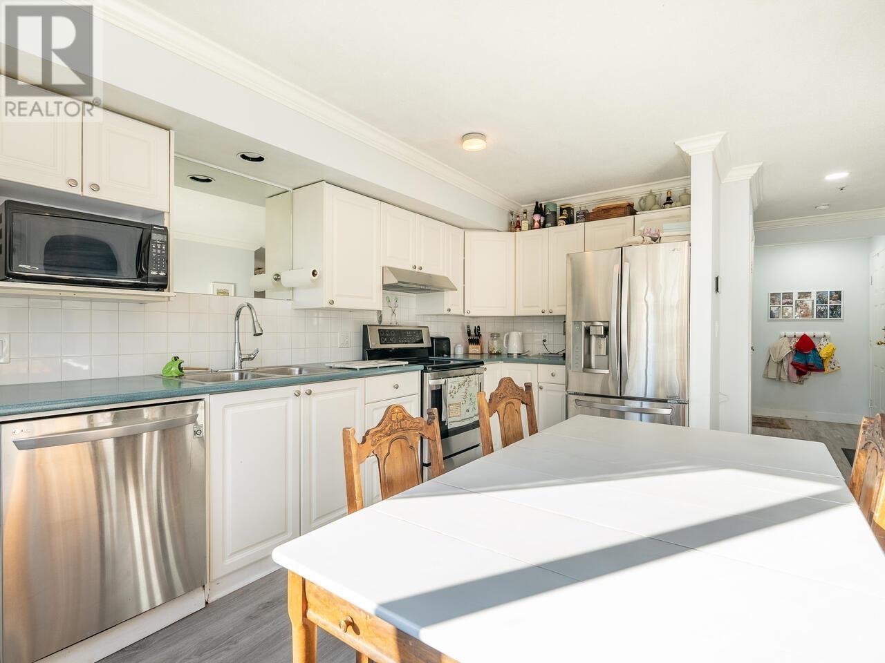110 303 Cumberland Street, New Westminster, British Columbia  V3L 3G2 - Photo 8 - R2819047