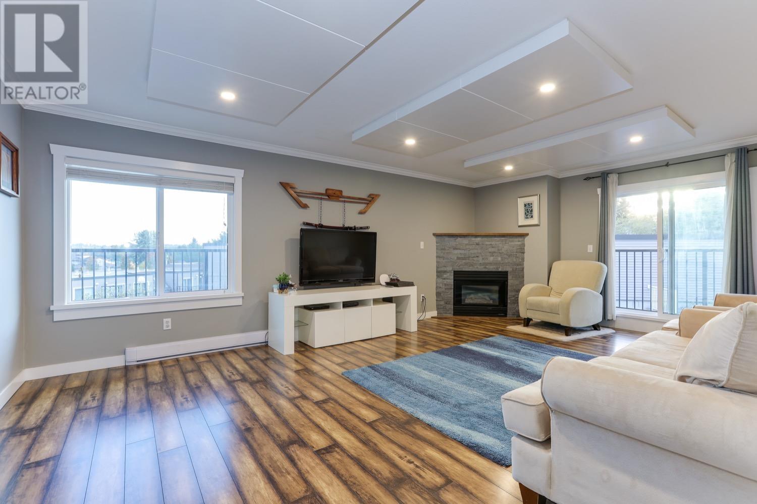16 1850 Harbour Street, Port Coquitlam, British Columbia  V3C 1A3 - Photo 2 - R2819054