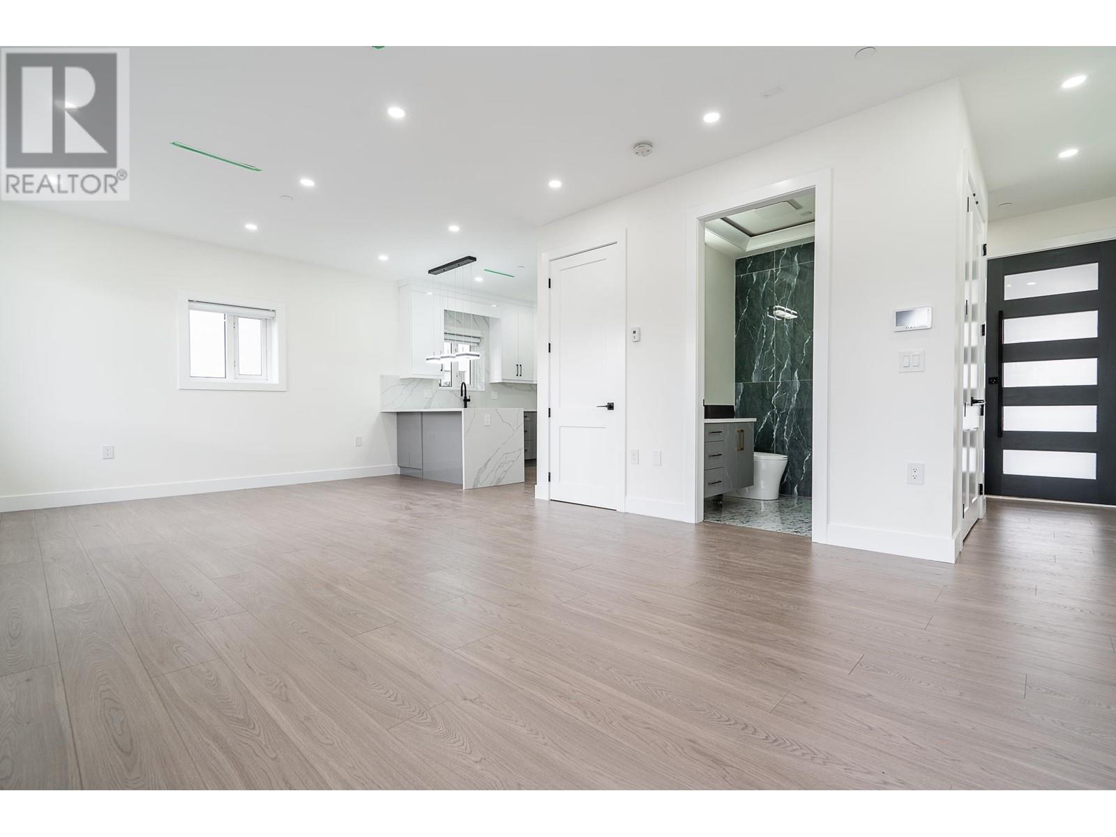 3113 Venables Street, Vancouver, British Columbia  V5K 2S3 - Photo 6 - R2819097