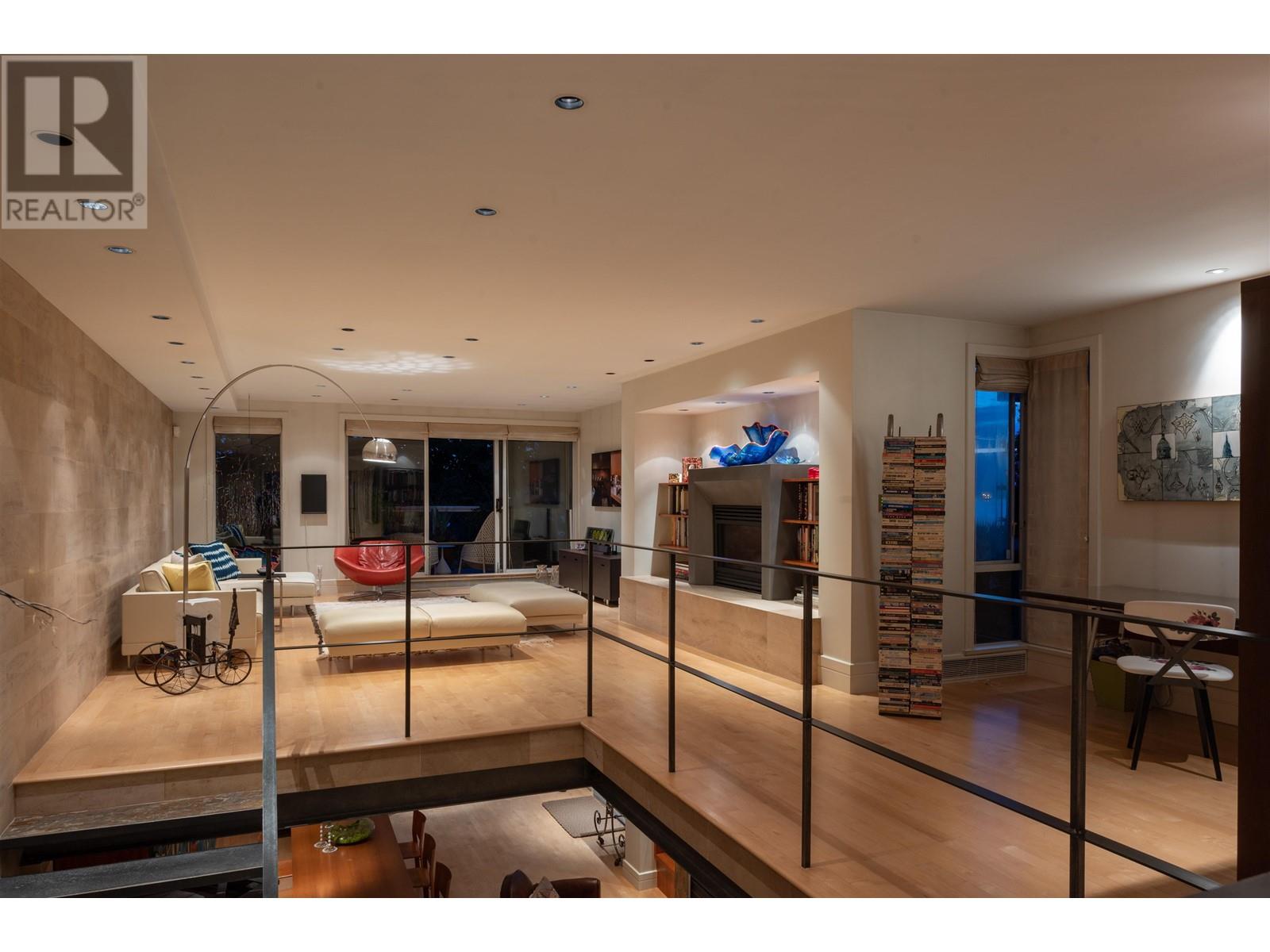 102 2015 Beach Avenue, Vancouver, British Columbia  V6G 1Z3 - Photo 33 - R2819105