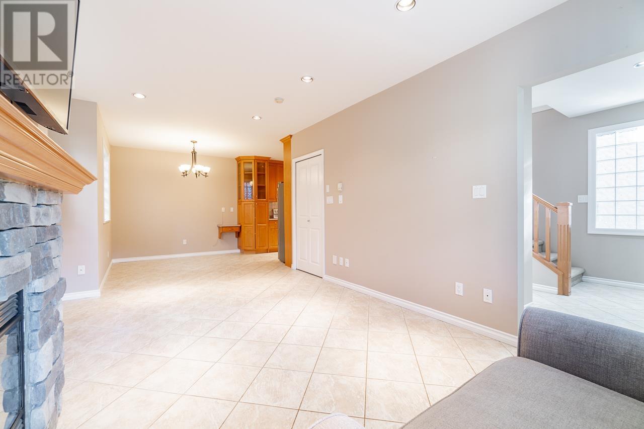 4355 Albert Street, Burnaby, British Columbia  V5C 2E9 - Photo 8 - R2819122