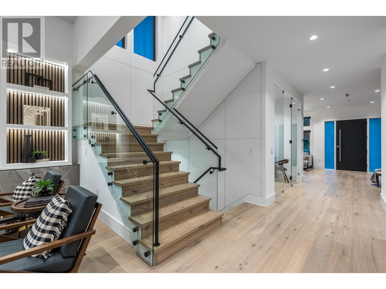 1402 Pipeline Place, Coquitlam, British Columbia  V0V 0V0 - Photo 12 - R2819042