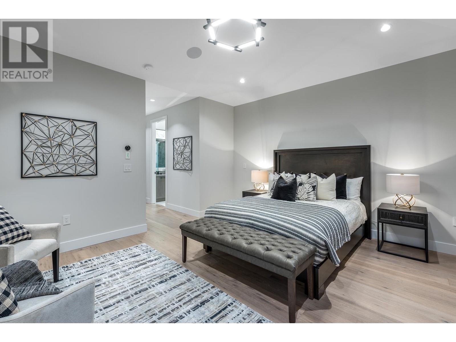 1402 Pipeline Place, Coquitlam, British Columbia  V0V 0V0 - Photo 14 - R2819042