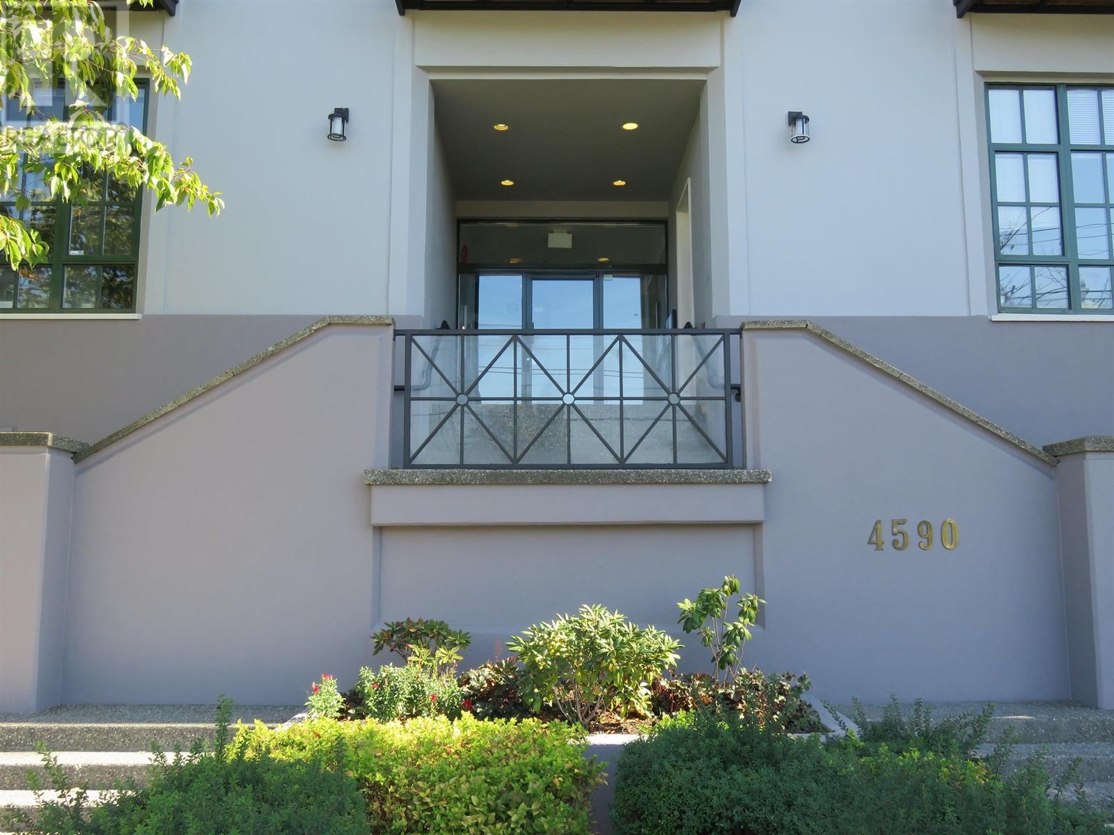 304 4590 Earles Street, Vancouver, British Columbia  V5R 6A2 - Photo 2 - R2818931