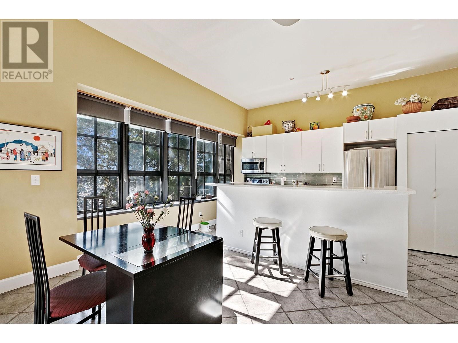 304 4590 Earles Street, Vancouver, British Columbia  V5R 6A2 - Photo 8 - R2818931