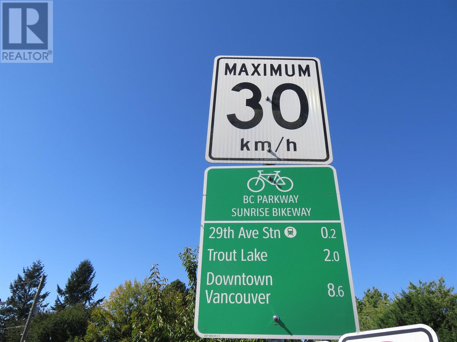 304 4590 Earles Street, Vancouver, British Columbia  V5R 6A2 - Photo 35 - R2818931