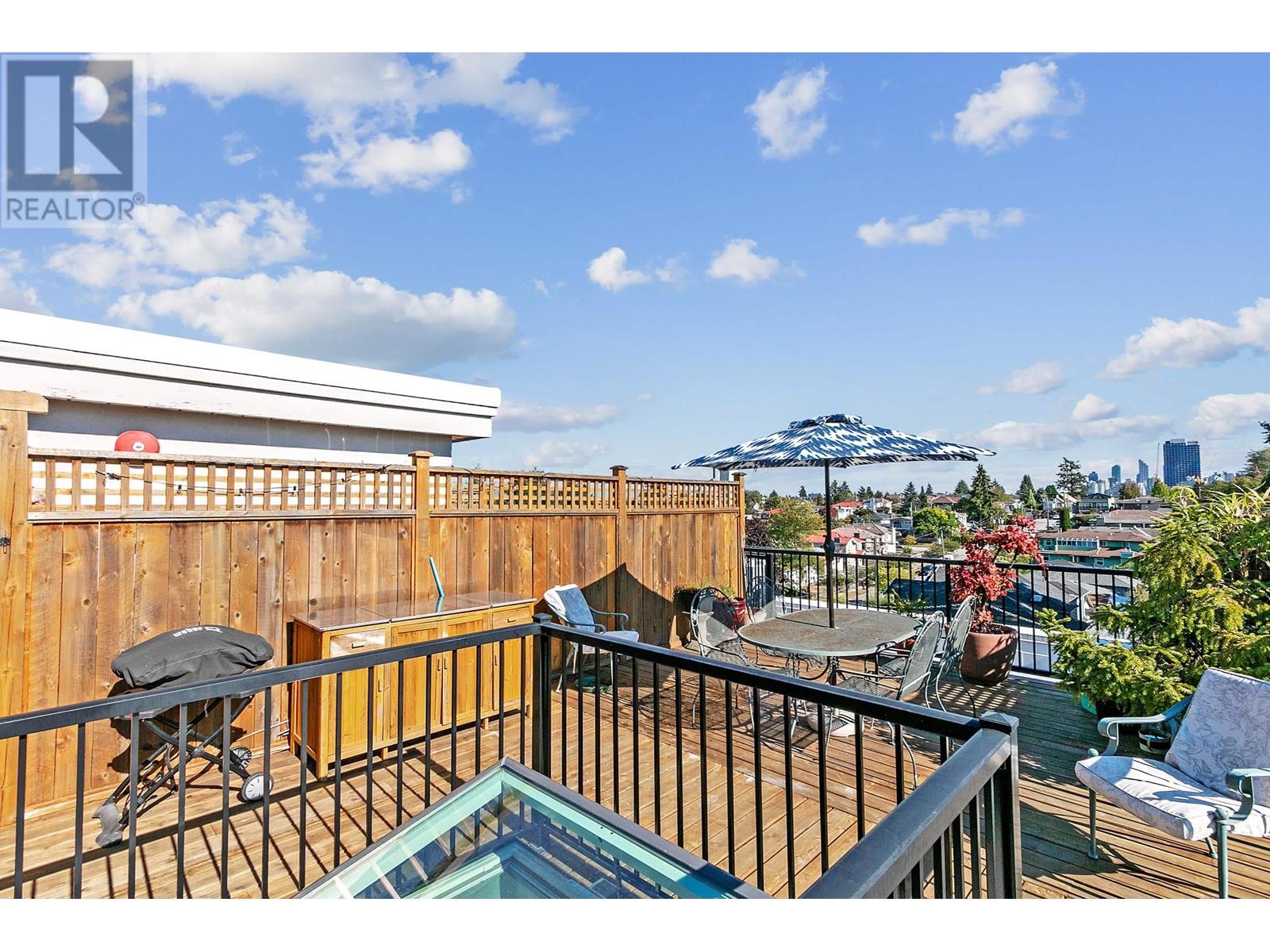 304 4590 Earles Street, Vancouver, British Columbia  V5R 6A2 - Photo 25 - R2818931