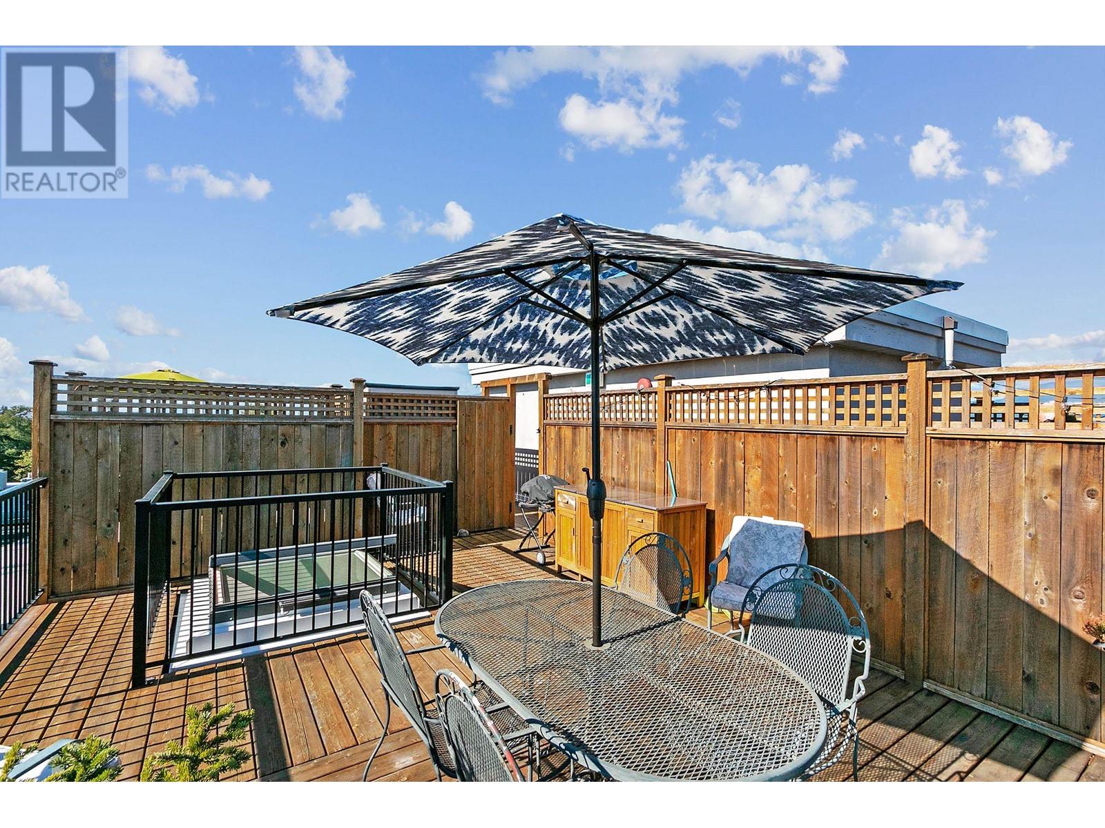 304 4590 Earles Street, Vancouver, British Columbia  V5R 6A2 - Photo 24 - R2818931