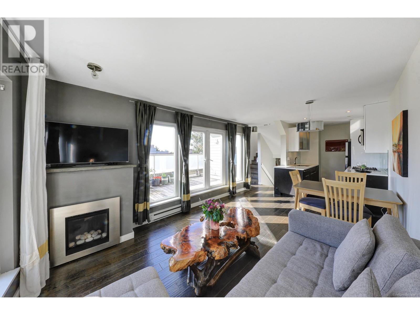 2516 W 4TH AVENUE, vancouver, British Columbia