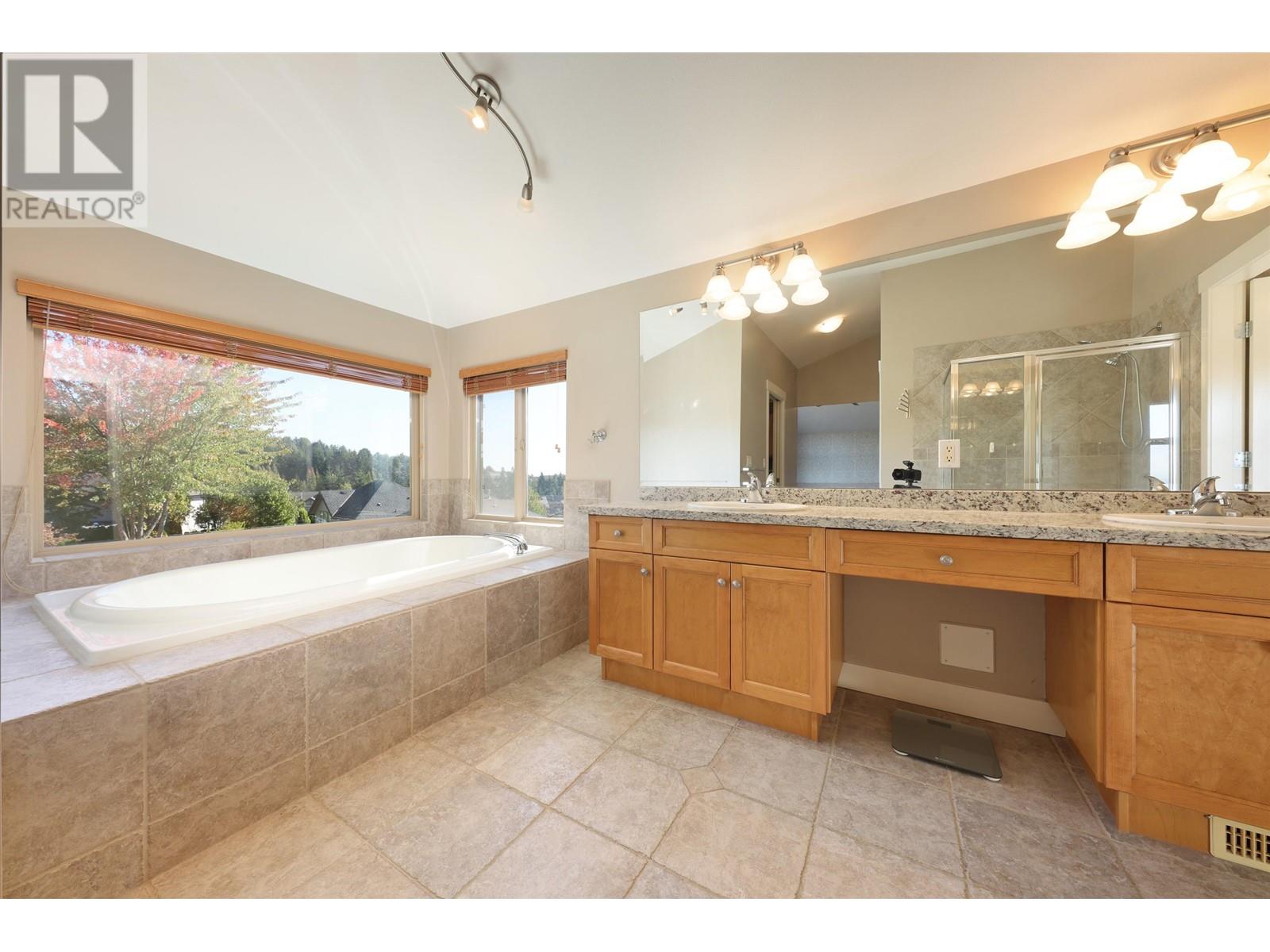 56 Maple Drive, Port Moody, British Columbia  V3H 0A7 - Photo 23 - R2818856