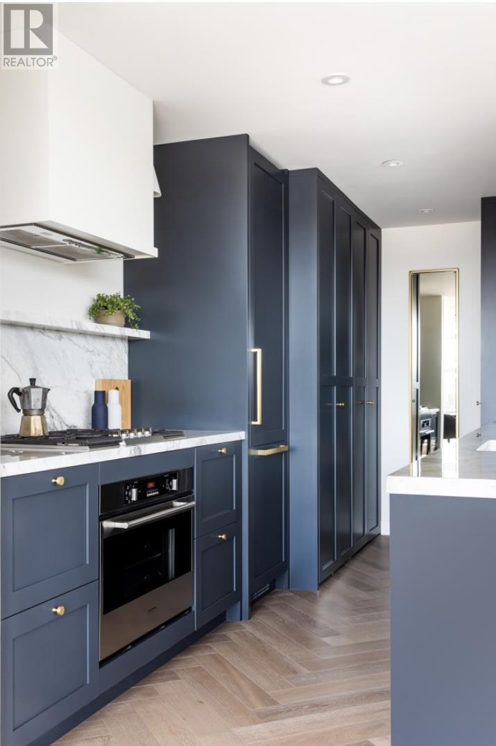 1002 633 Kinghorne Mews, Vancouver, British Columbia  V6Z 3H3 - Photo 6 - R2808014