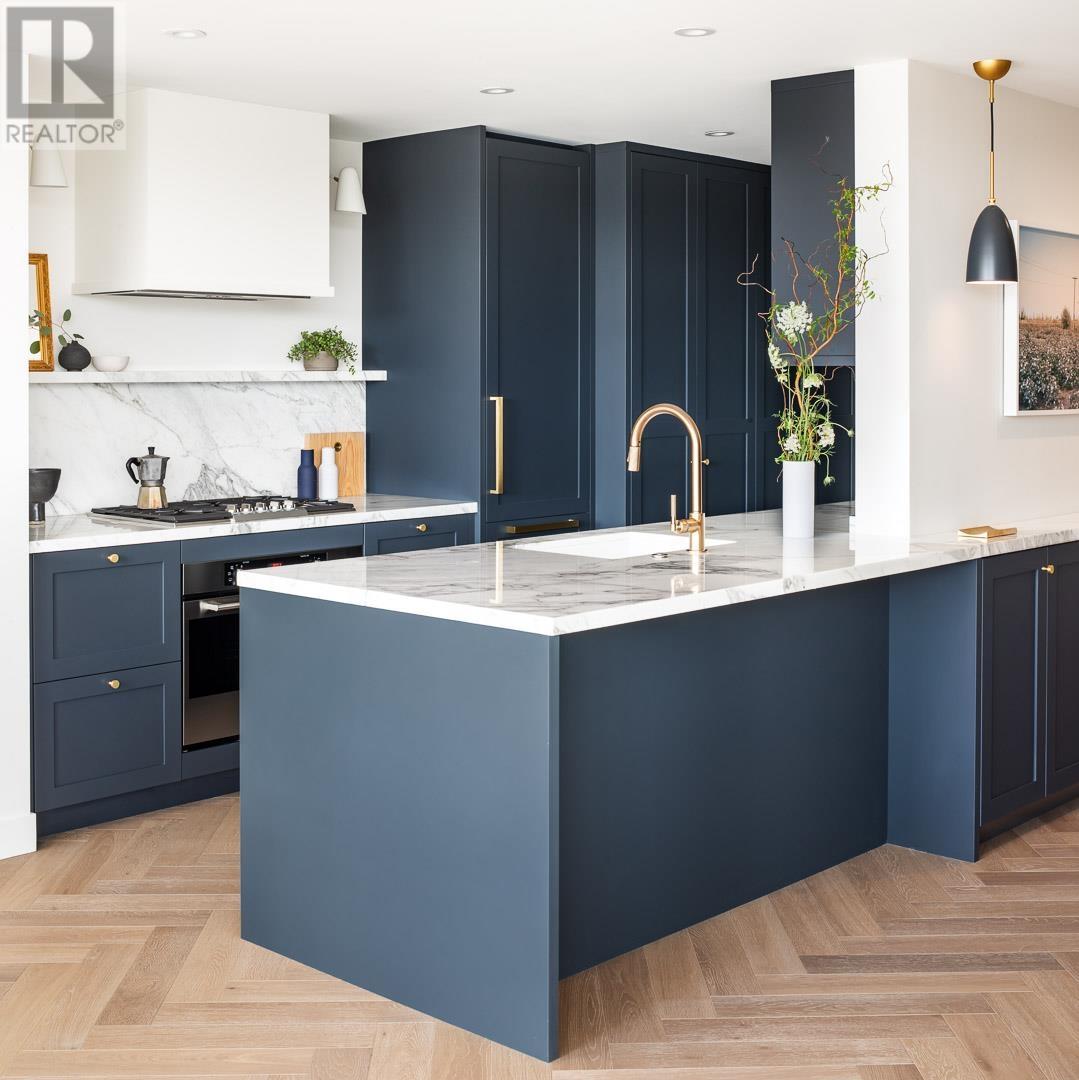 1002 633 Kinghorne Mews, Vancouver, British Columbia  V6Z 3H3 - Photo 5 - R2808014