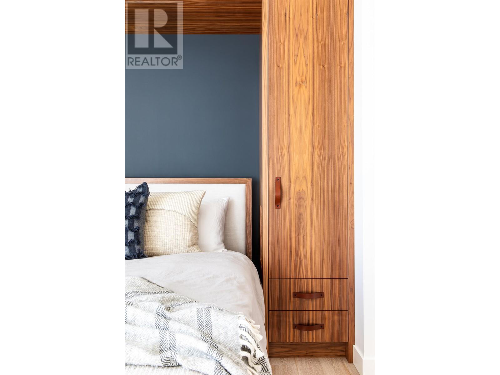 1002 633 Kinghorne Mews, Vancouver, British Columbia  V6Z 3H3 - Photo 10 - R2808014