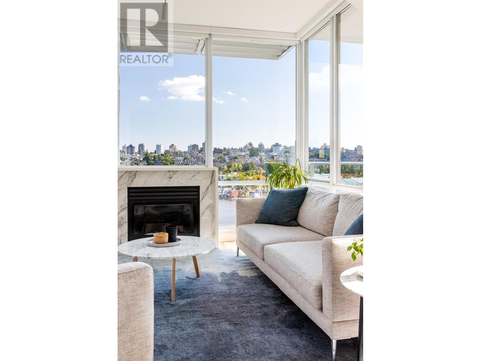 1002 633 Kinghorne Mews, Vancouver, British Columbia  V6Z 3H3 - Photo 3 - R2808014