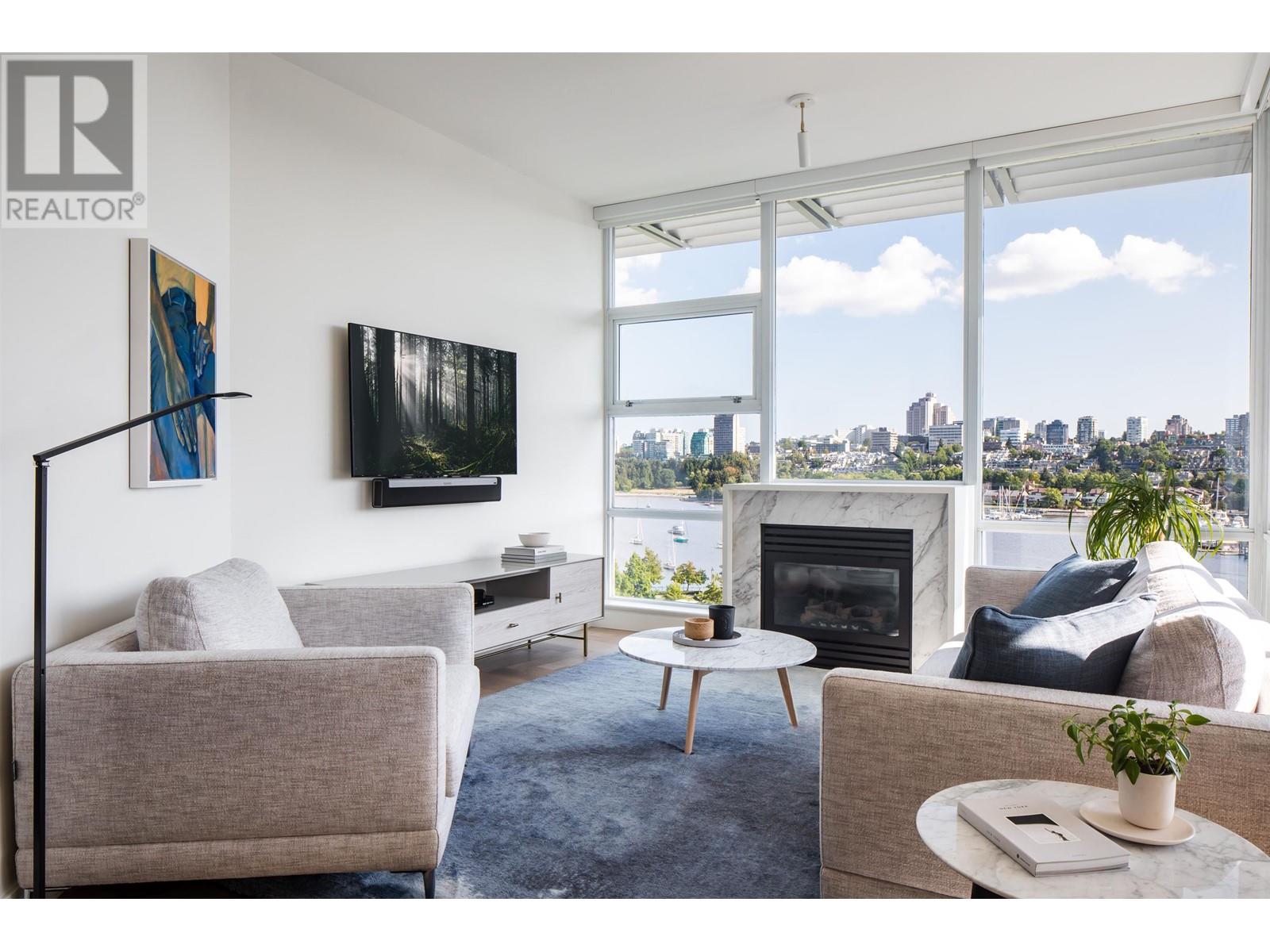 1002 633 Kinghorne Mews, Vancouver, British Columbia  V6Z 3H3 - Photo 1 - R2808014