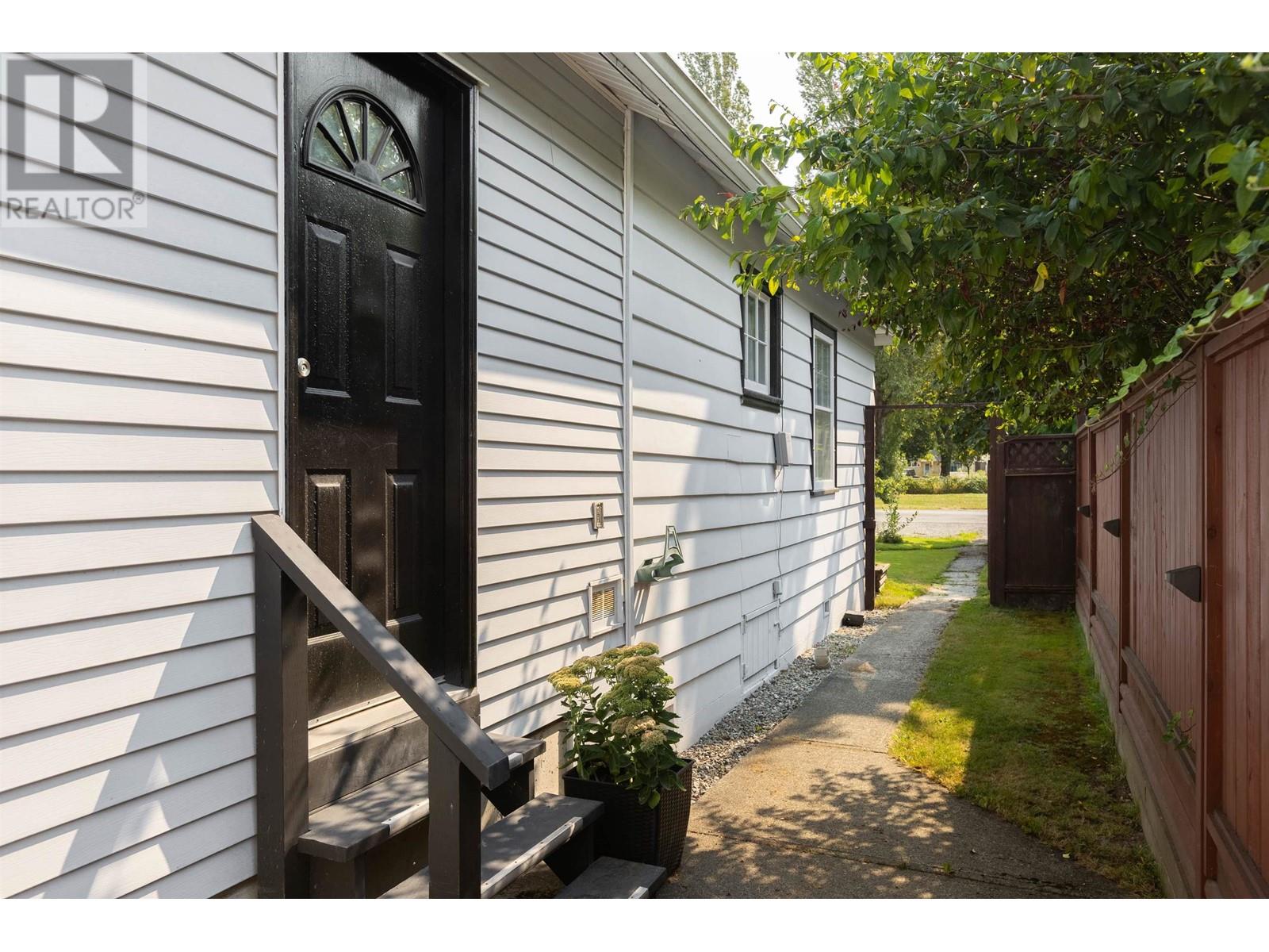 1051 Catalina Crescent, Richmond, British Columbia  V7B 1E1 - Photo 29 - R2819214
