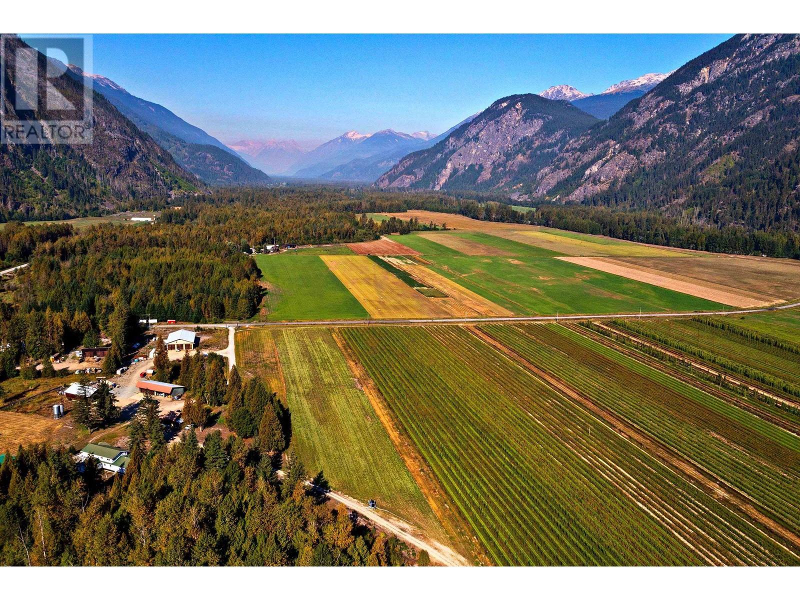 9310 UPPER LILLOOET RIVER FSR, pemberton, British Columbia