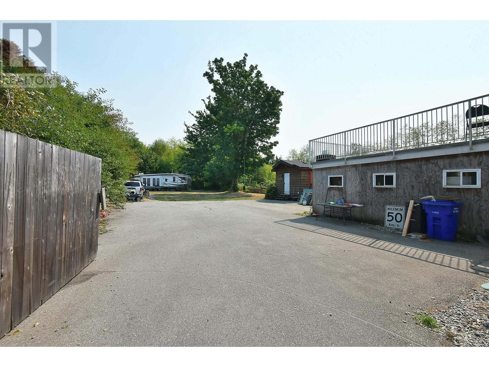 5724 Nickerson Road, Sechelt, British Columbia  V7Z 0M4 - Photo 29 - R2809549