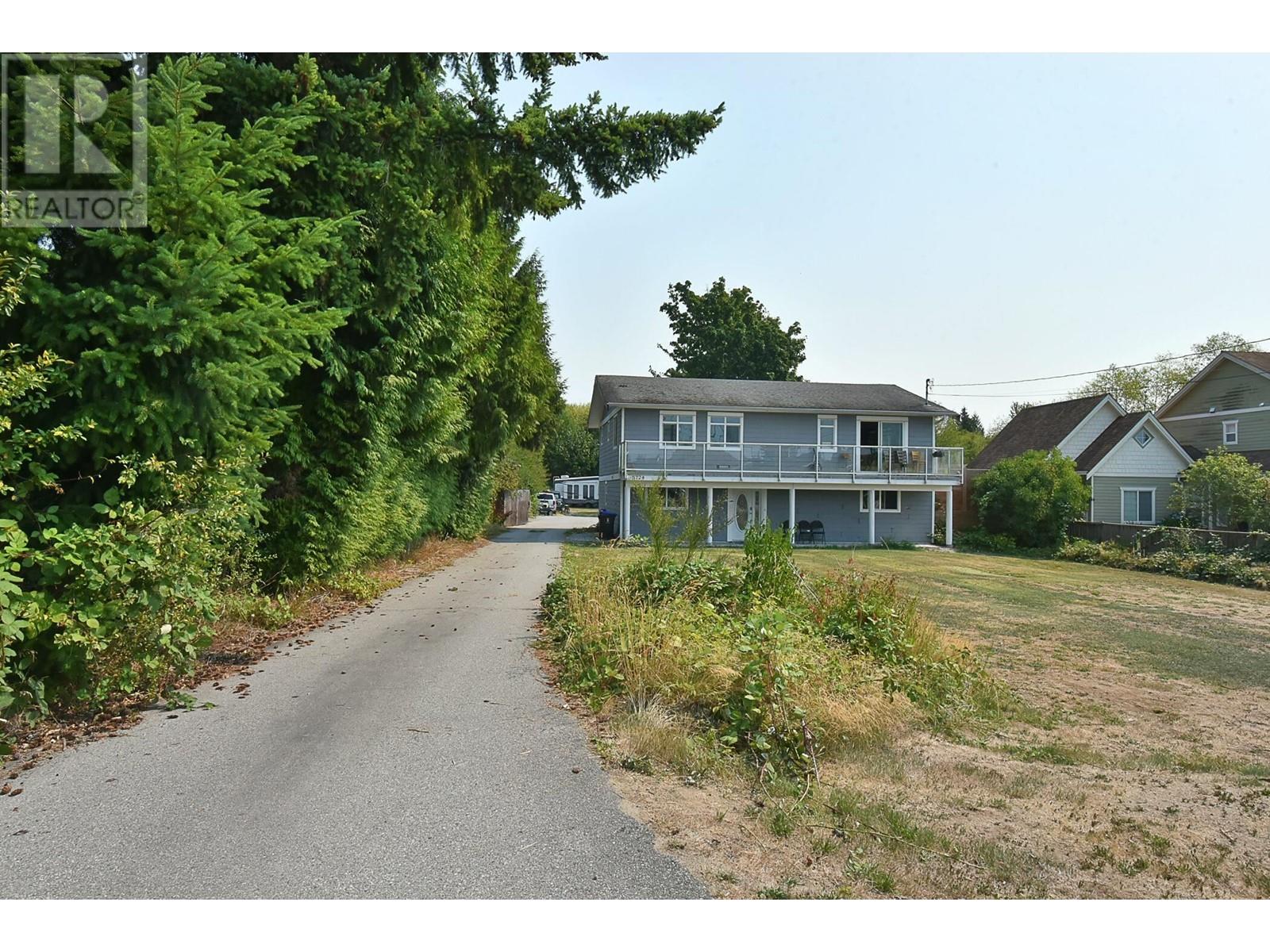 5724 Nickerson Road, Sechelt, British Columbia  V7Z 0M4 - Photo 34 - R2809549