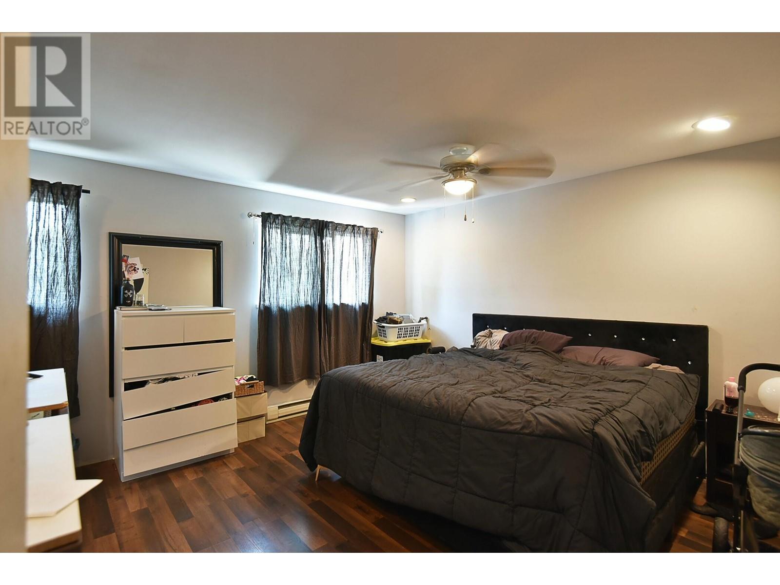 5724 Nickerson Road, Sechelt, British Columbia  V7Z 0M4 - Photo 11 - R2809549