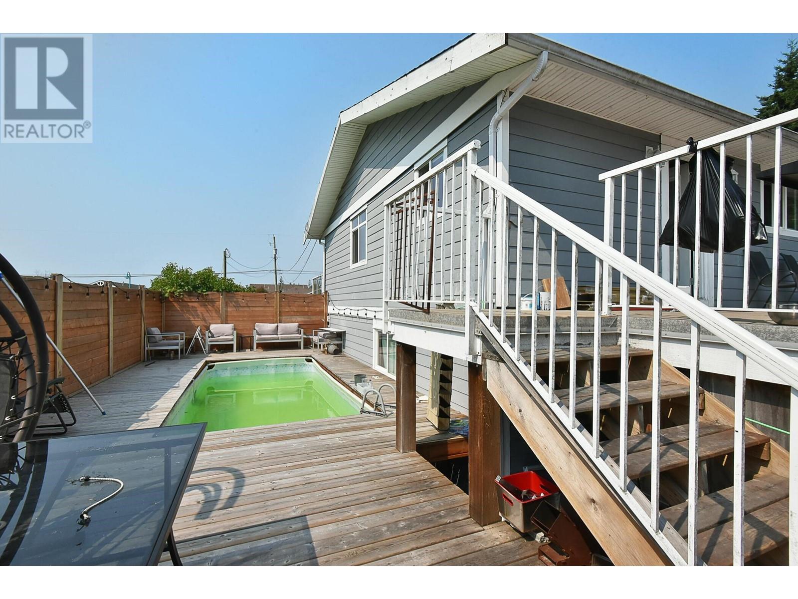 5724 Nickerson Road, Sechelt, British Columbia  V7Z 0M4 - Photo 25 - R2809549