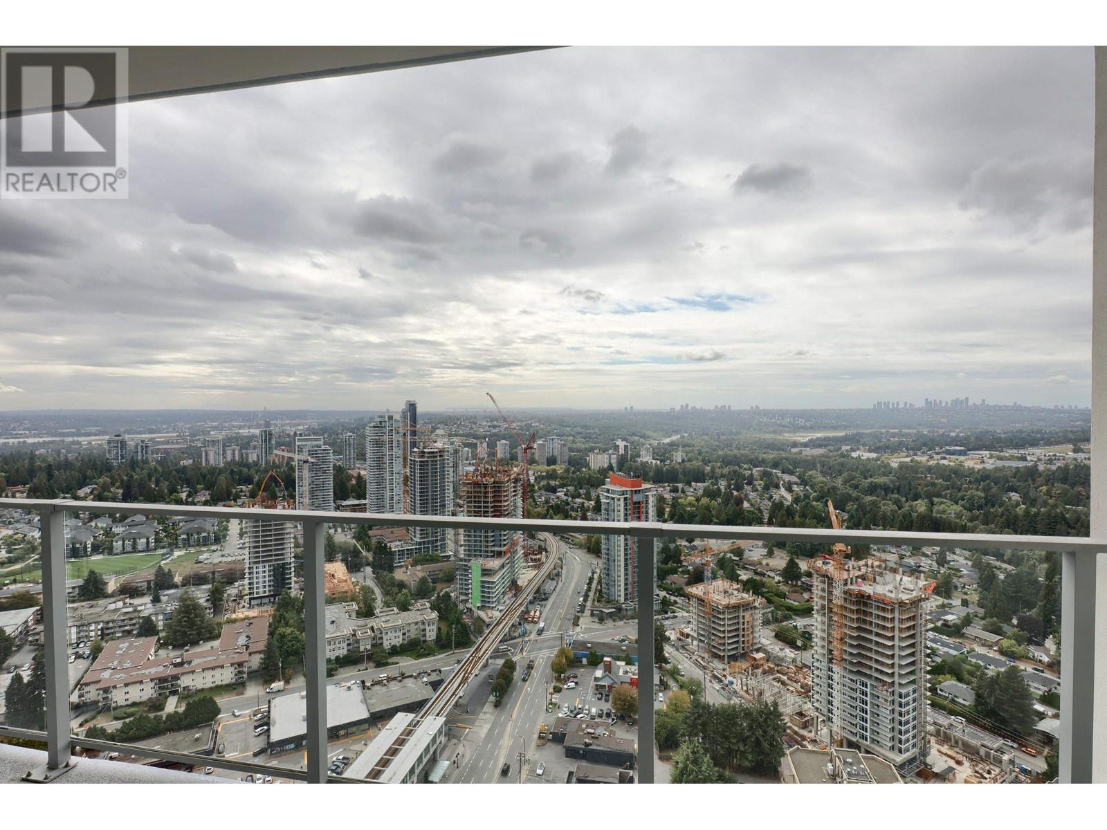 3701 567 CLARKE ROAD, coquitlam, British Columbia
