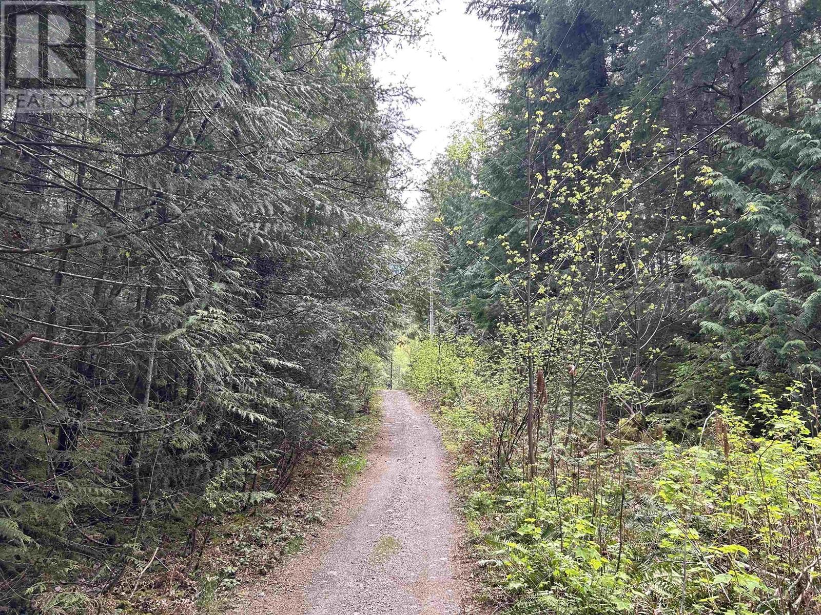 2020 Misty's Lane, Squamish, British Columbia  V0N 1G0 - Photo 10 - R2819241